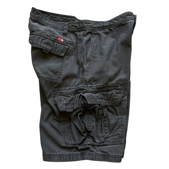 The North Face Mens 34 Utility Cargo Shorts Charcoal Gray Gorpcore Skater Grunge - Picture 4 of 11